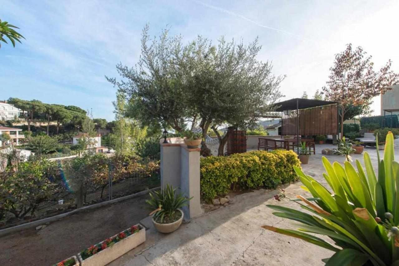 Maison d'hôtes Masia Can Tramontana à Tiana Extérieur photo